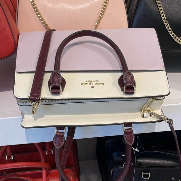 Kate Spade Madison Colorblock Saffiano Leather Medium Satchel
Lilac Moonligh
NWT - Picture 11 of 16